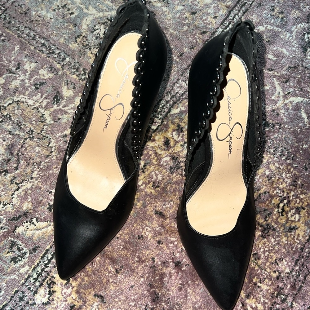 Jessica Simpson Black Studded Pumps